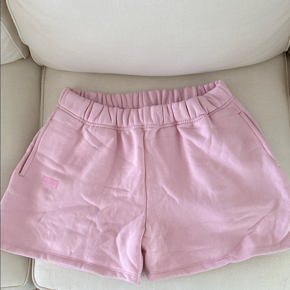 Set Active shorts